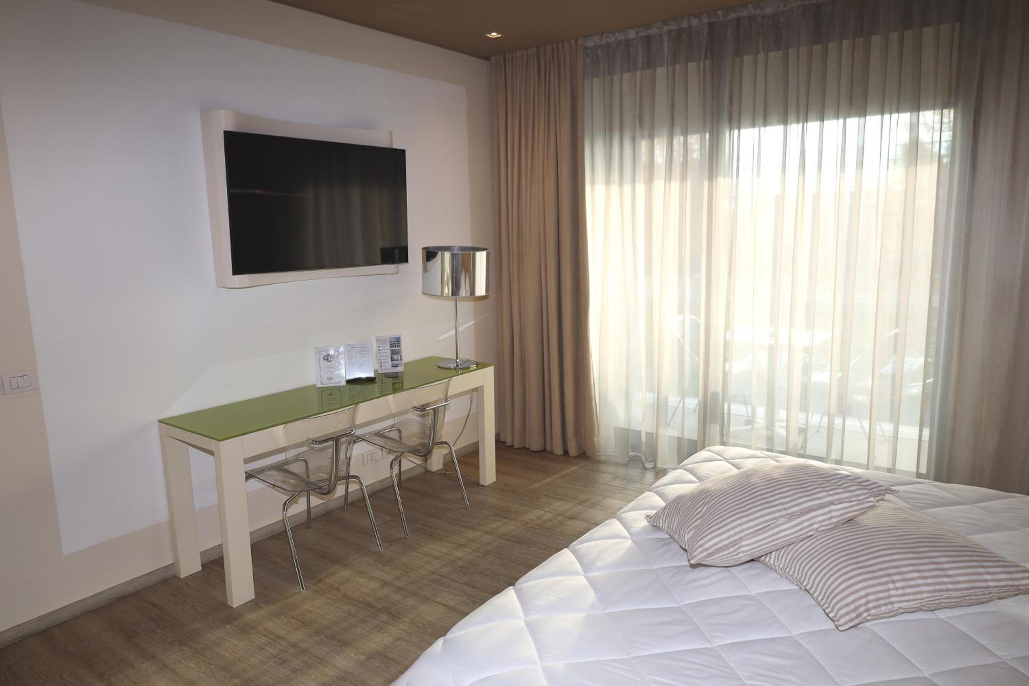 One Hotel & Restaurant Dalmine Kültér fotó